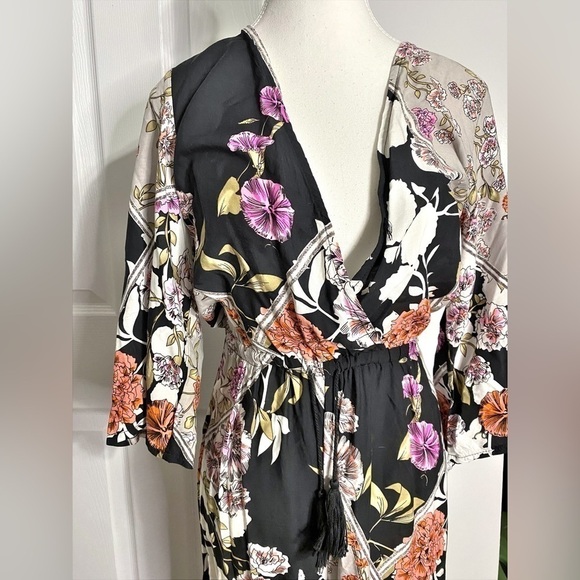 JAASE Wide Leg Floral Jumpsuit with Tassel Tie Waist - Picture 3 of 16